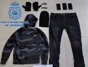 Detenido en Sanlúcar integrante de un grupo que realiza vuelcos de droga