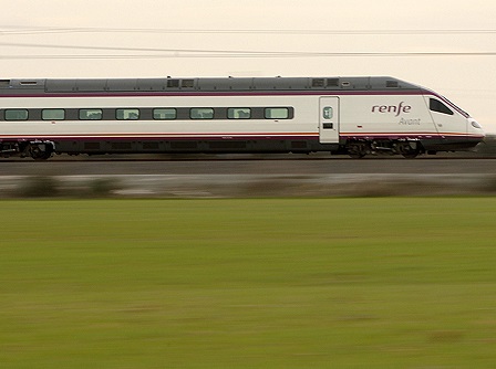 El tren Algeciras-Granada tendrá 5 enlaces diarios con los nuevos Avant