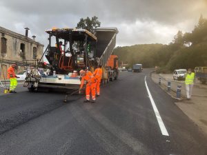 Reactivadas obras de refuerzo de firme en tramos de la carretera A-384