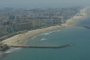 Cádiz podría abrir sus playas el 25 de mayo