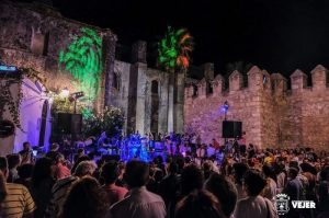 Vejer suspende por prevención los actos al aire libre