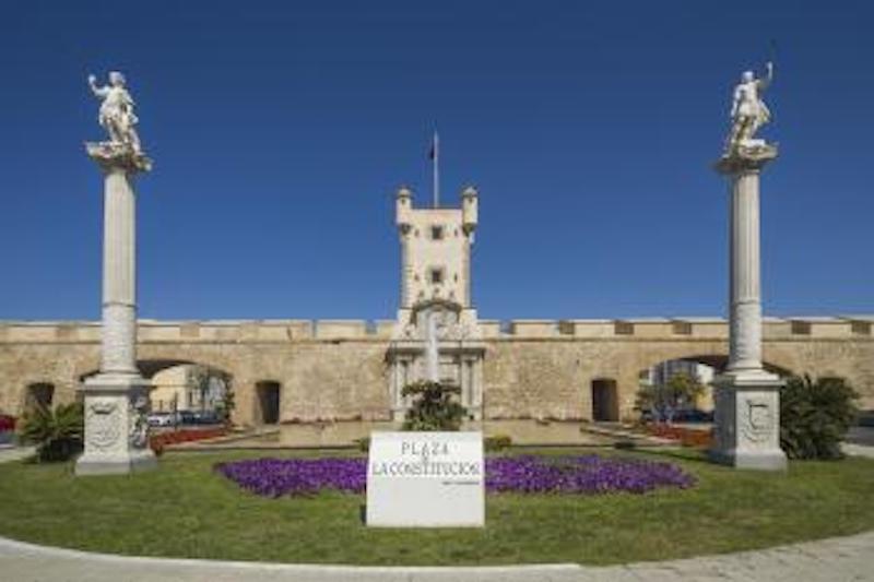 El torreón de las Puertas de Tierra pasará a ser un centro de interpretación de la arquitectura defensiva de la ciudad