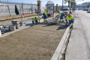 Se elimina el retranqueo de la parada de autobús de la avenida del Puerto frente a Canalejas