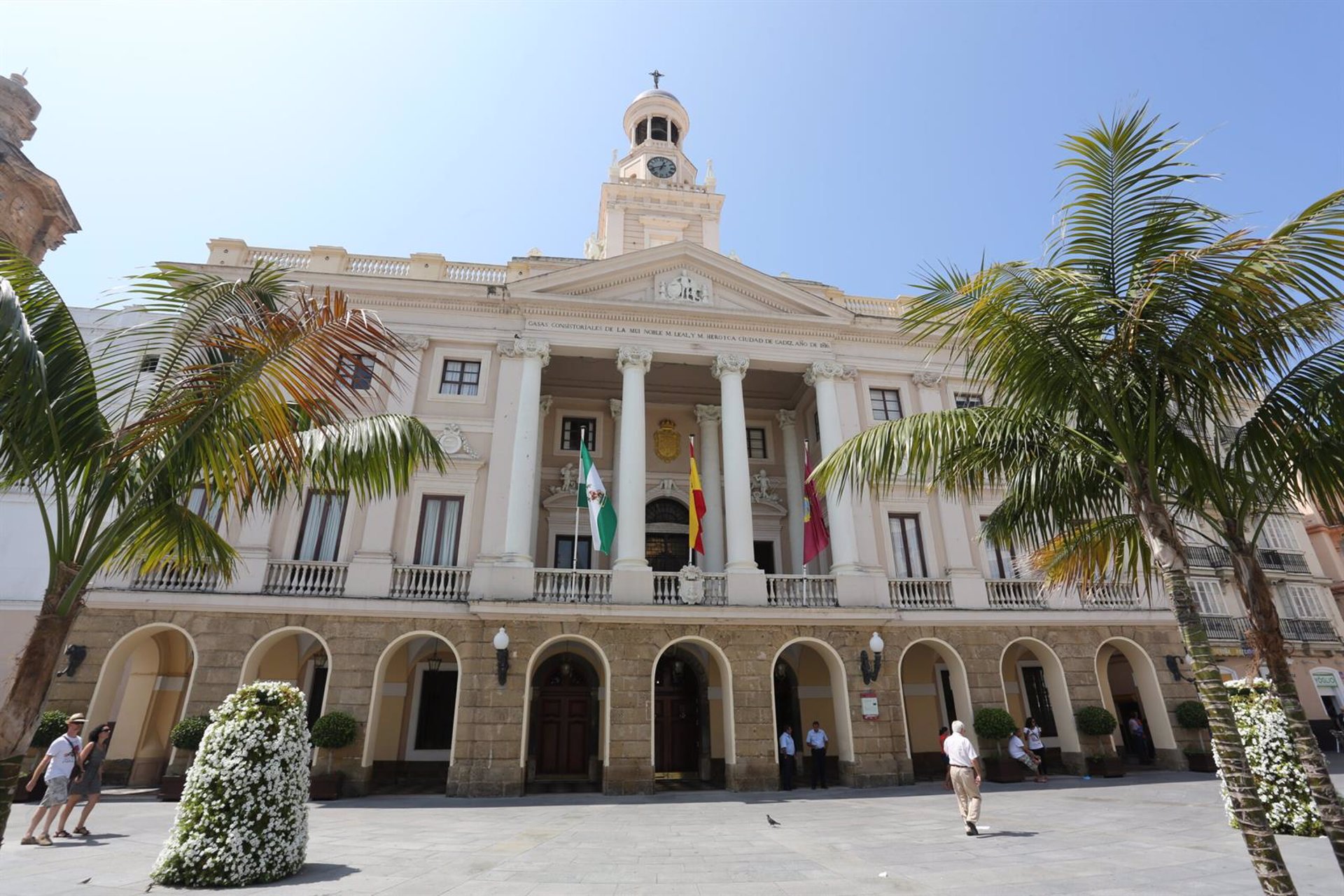 Adjudicadas tres nuevas intervenciones de mejora sobre equipamientos deportivos en Cádiz.