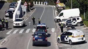 Vejer deja un solo acceso abierto al municipio y bajo control policial