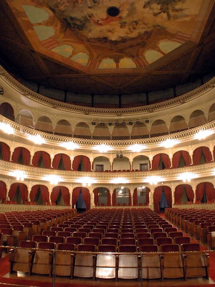 Cádiz suspende las galas de Carnaval previstas para febrero en el Teatro Falla