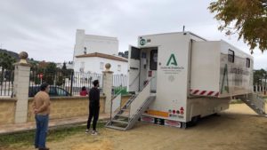 Cádiz registra 107 casos en una jornada donde quedan ocho municipios por encima de los 500 puntos