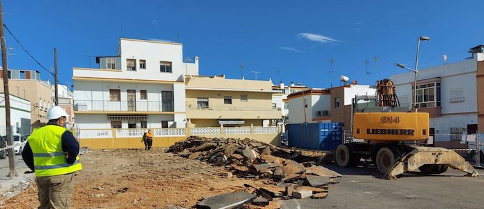 Comienzan las obras de construcción de 26 viviendas en la parcela de Los Maestros en Rota