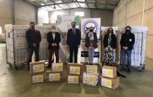 Entrega de alimentos del Grupo Social ONCE al Banco de Alimentos