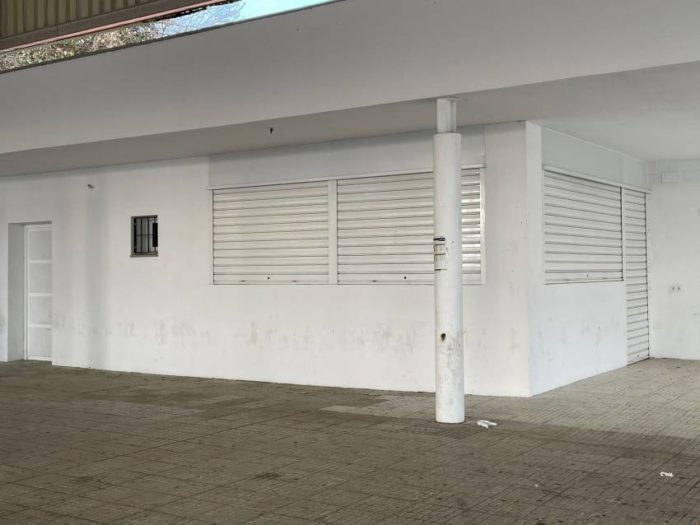 Cafetería de la estación de autobuses en Los Barrios.