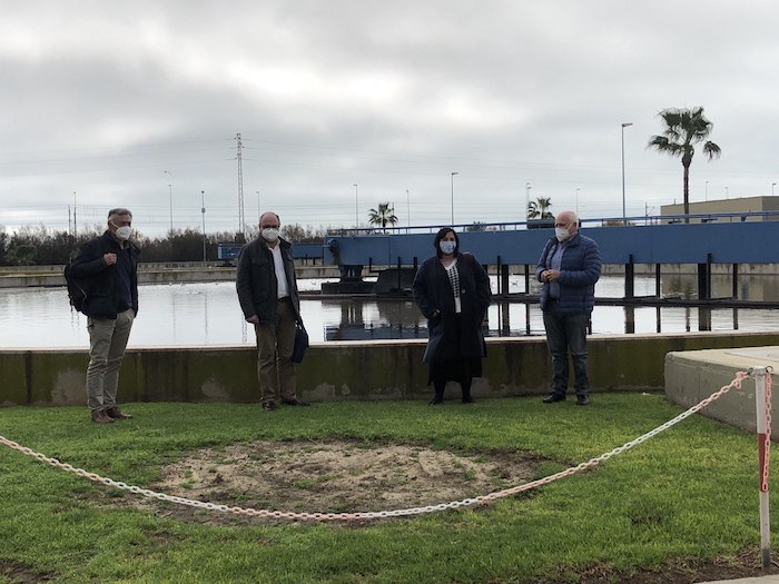 Cádiz y San Fernando avanzan en el sistema terciario de reutilización del agua para riego y baldeo