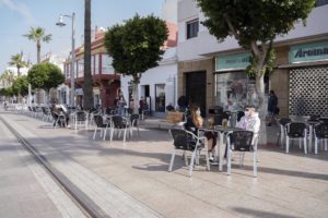 Cádiz quiere impulsar la recogida de vidrio en el sector hostelero con una nueva campaña