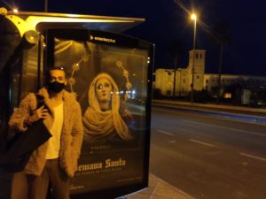 Recorrido procesional en imágenes, utilizando los mupis como soporte, en tributo a la Semana Santa portuense