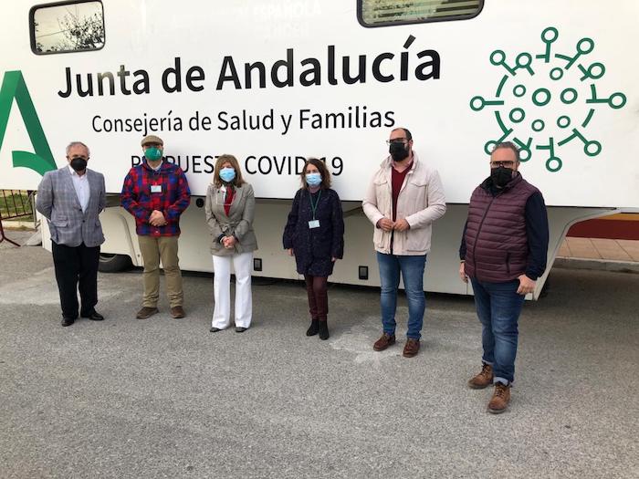 Elevan el nivel de alerta en la Sierra y cierran Bornos, Ubrique, Puerto Serrano y Alcalá del Valle