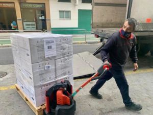 Cádiz recibe 290.000 mascarillas para distribuir a los municipios y a colectivos vulnerables