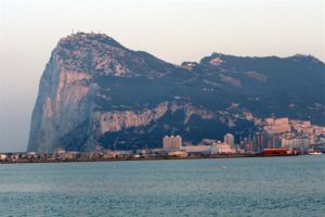 Entra en vigor el nuevo acuerdo fiscal entre España y Reino Unido sobre Gibraltar