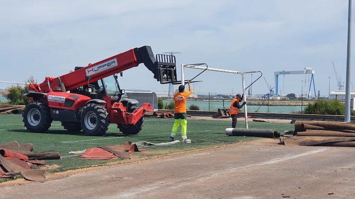 Comienzan los trabajos para dotar al Complejo Deportivo Elcano de un campo de fútbol 11