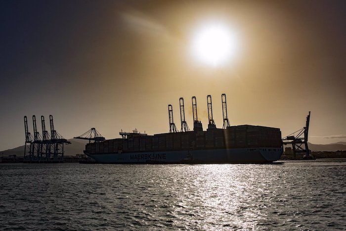 Mary Maersk llega al puerto de Algeciras proveniente del Canal de Suez.