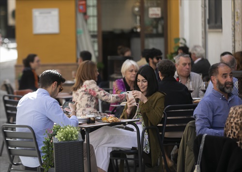 Más de 7.000 solicitudes de empresas gaditanas para ayudas a la hostelería y al comercio