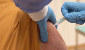 Planifican una amplia vacunación masiva sin cita en la provincia para la semana próxima
