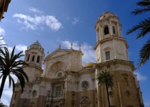 Patrimonio Histórico misa por Benedicto XVI