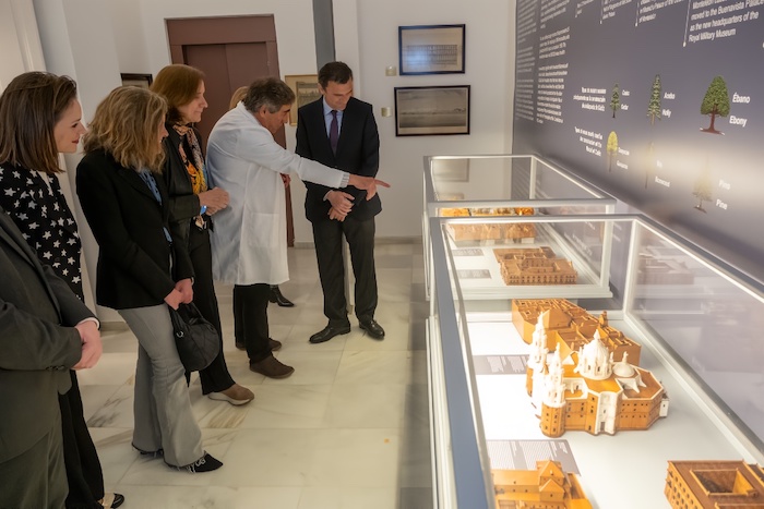 El Museo de las Cortes acoge una exposición sobre 'Espacios relacionados con la Constitución de 1812' pertenecientes a la Maqueta de Cádiz